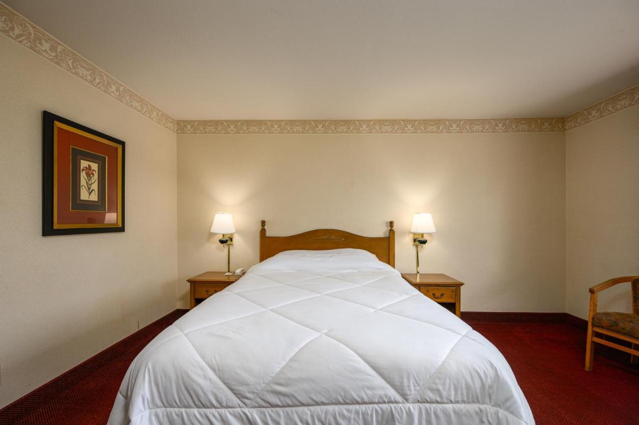 Three Rivers Inn Sedro Woolley Exterior foto